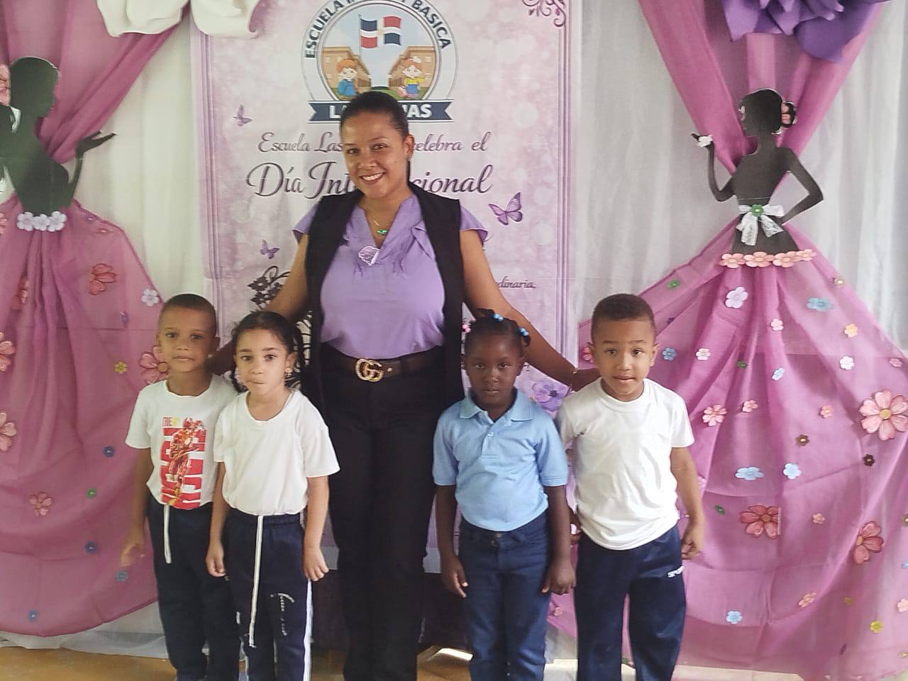 Vida escolar en Las Canas